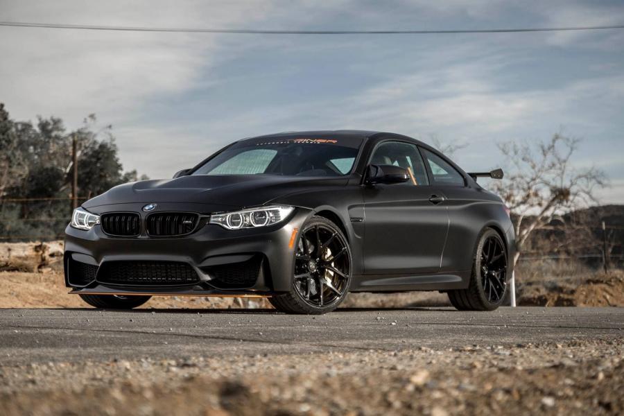  BMW M4 GTS on Vorsteiner Wheels (VSE-101) 2016 года  (фото 5 из 8)